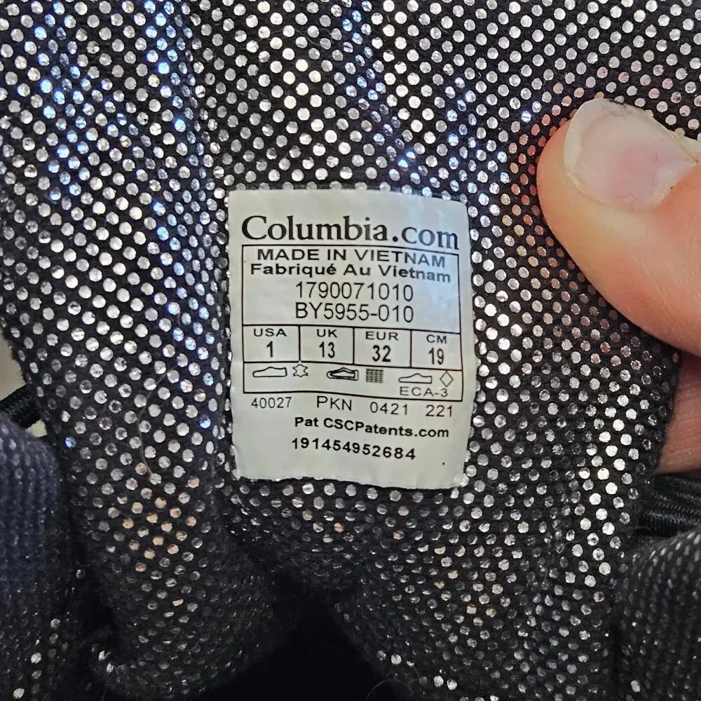 Columbia‎ Bugaboot Plus Omni-Heat Winter Snow Boots Boys US 1 Waterproof Play